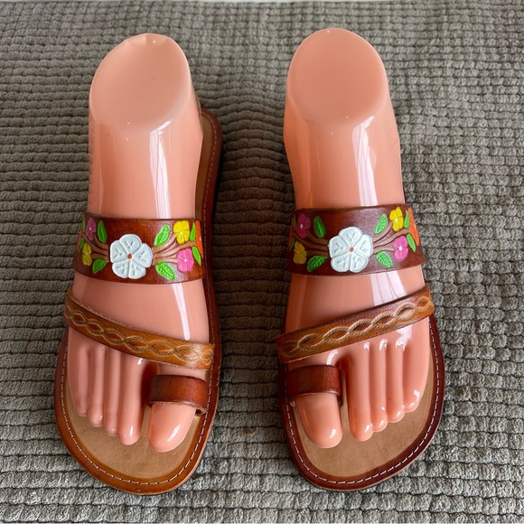 Mexican Huaraches (Sandals) Women size 4 - Picture 3 of 13